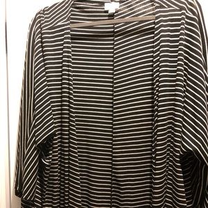 Large Lularoe Lindsay